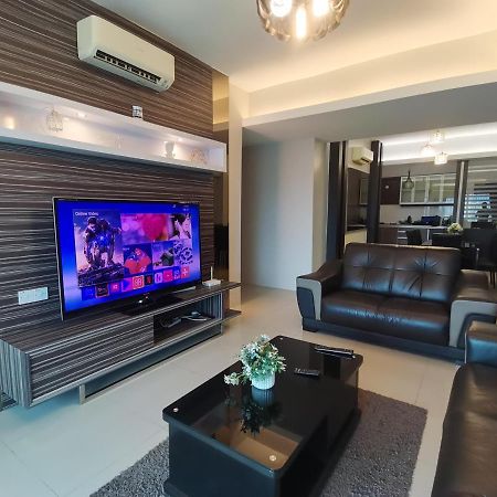 Glamorous At Kinta Riverfront Apartment Ипох Экстерьер фото